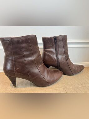 Women's Hush Puppies Brown Leather Ankle Booties with Side Zip